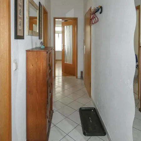 Apartman Two-bedroom In Thuringen-gera Zschippern